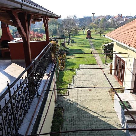 Apartman Kaya Apartment Ðakovo Екстериор снимка