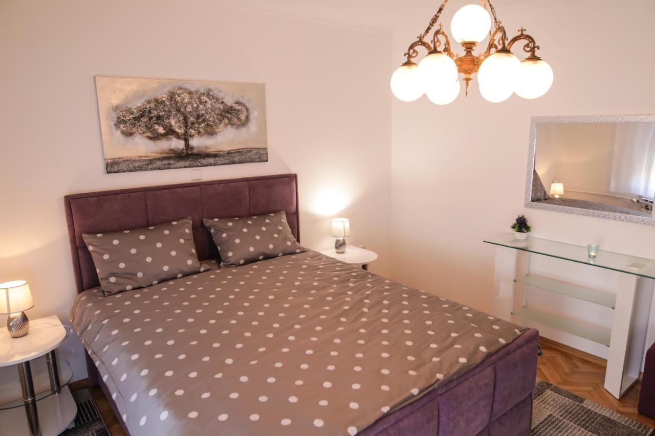 Apartman Kaya Apartment Ðakovo Екстериор снимка