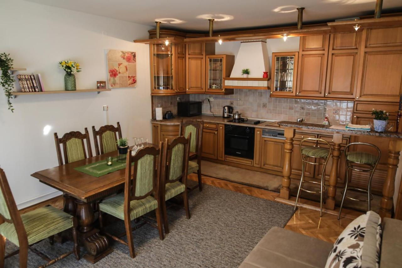 Apartman Kaya Apartment Ðakovo Екстериор снимка