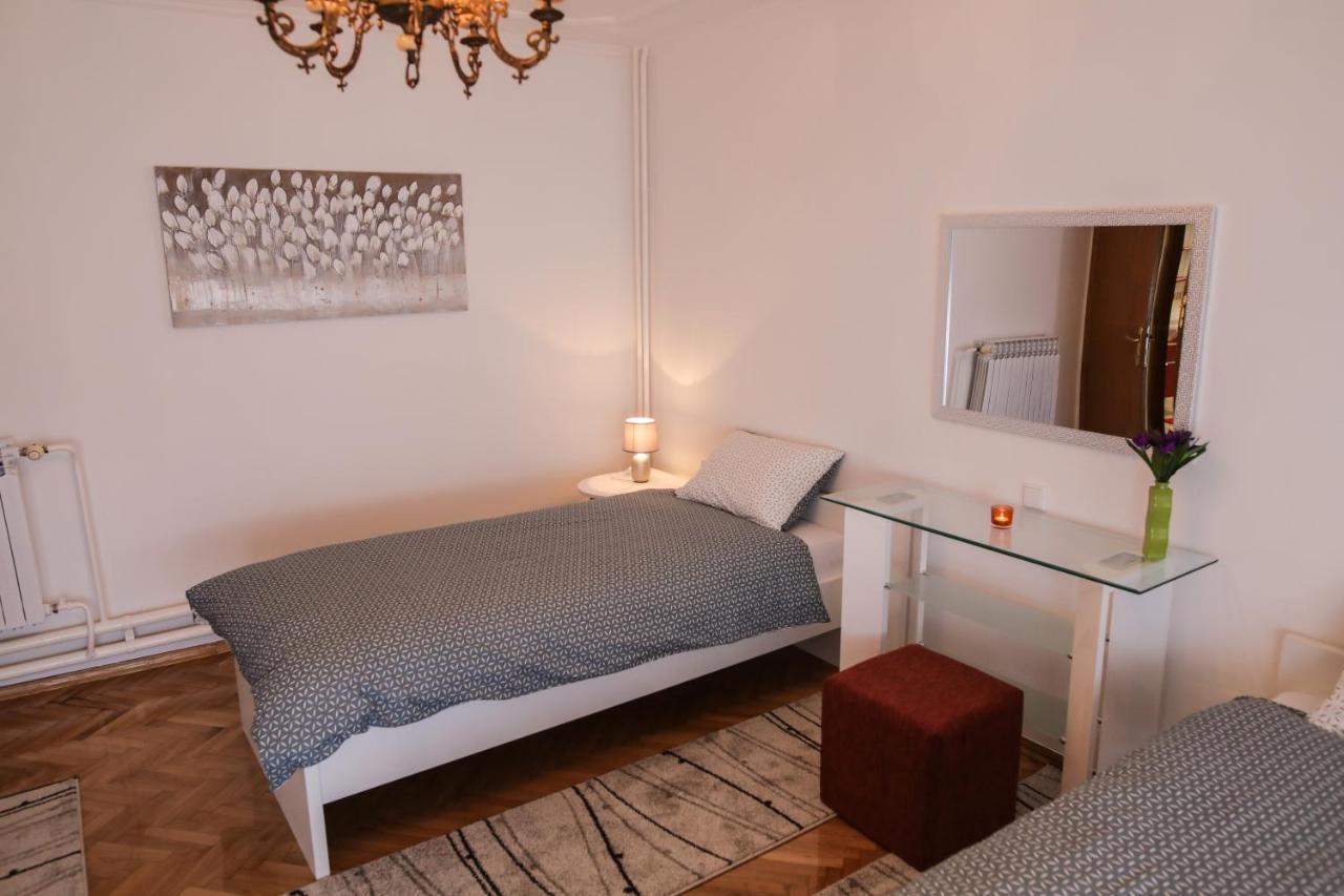 Apartman Kaya Apartment Ðakovo Екстериор снимка