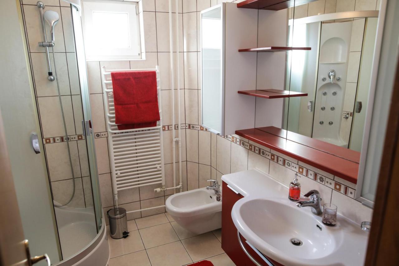 Apartman Kaya Apartment Ðakovo Екстериор снимка