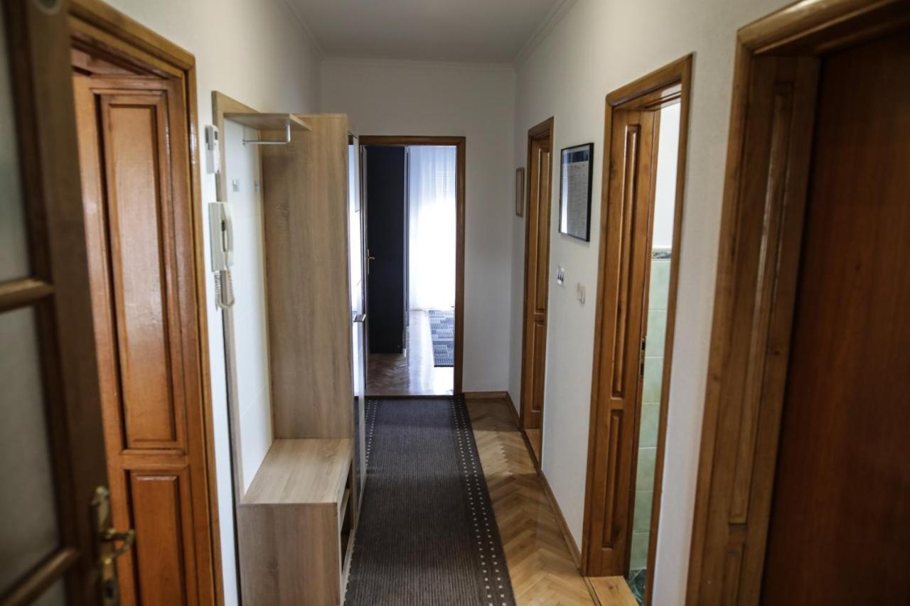 Apartman Kaya Apartment Ðakovo Екстериор снимка